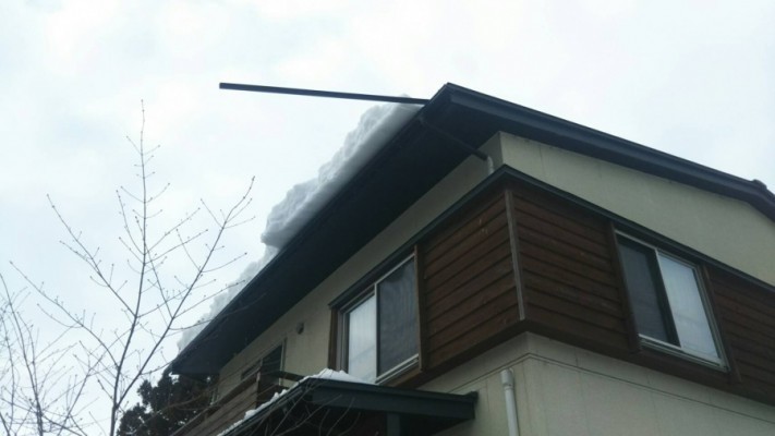 雪止めアングル落下