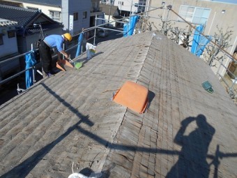 屋根かわら はがし 解体 掃除