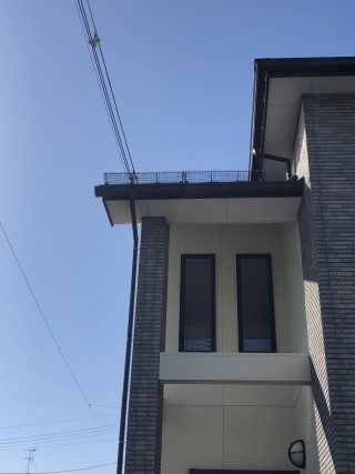新潟市西蒲区にてスノーメルトフェンス設置工事