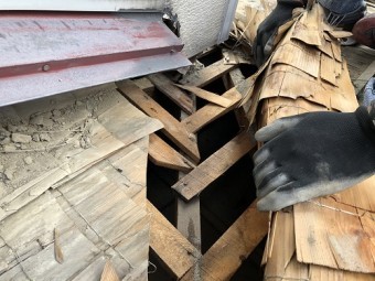 下葺き剥がし 新潟市東区 確認