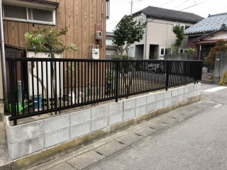 ブロック塀からフェンス設置工事