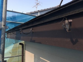 軒樋 吊金具撤去前 解体