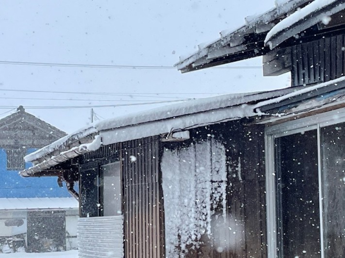下屋雨漏れ被害