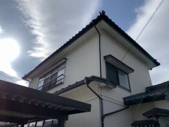 雨樋破損のため現地調査