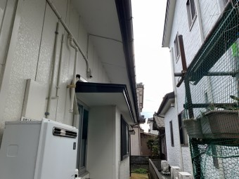 雨樋破損のため現地調査