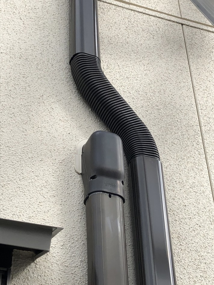 エアコン配管カバー工事