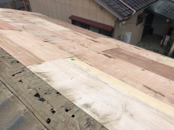 セメント瓦屋根雨漏れ