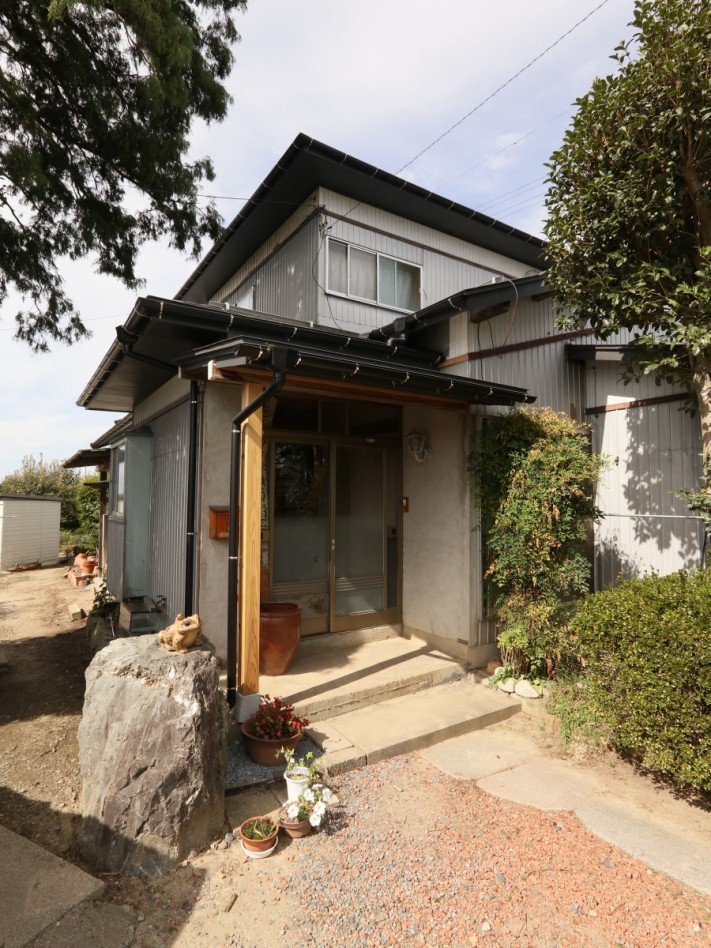 セメント瓦屋根葺き替え工事