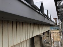社屋の折半屋根修繕工事