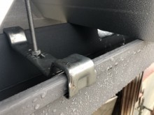 社屋の折半屋根修繕工事