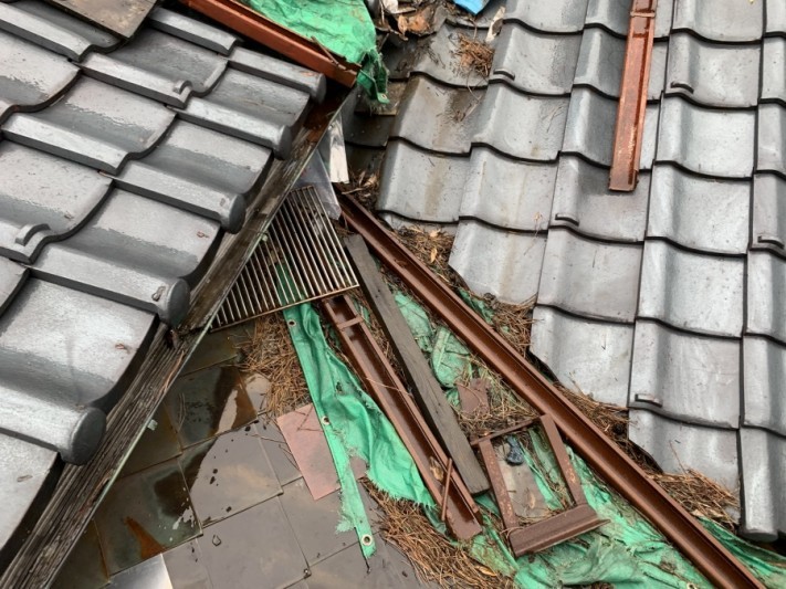 瓦屋根雨漏れ修理