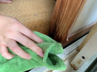 掃き出し窓上部雨漏れ