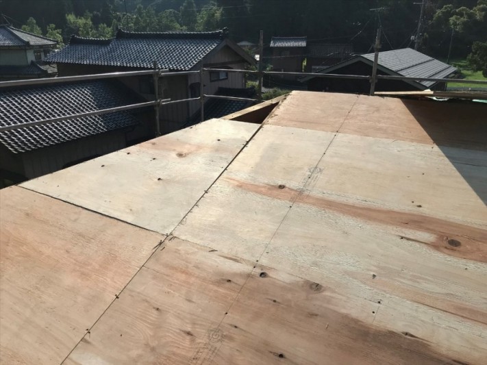新潟市秋葉区葺き替え工事