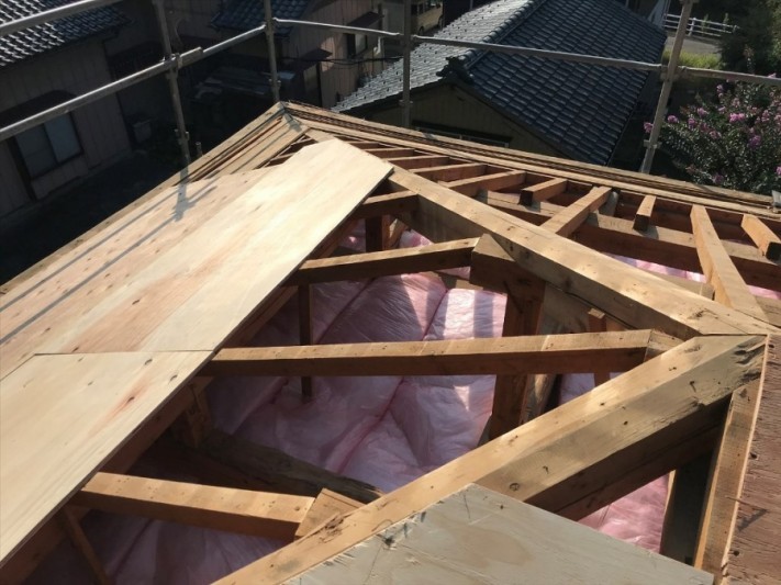 新潟市秋葉区葺き替え工事