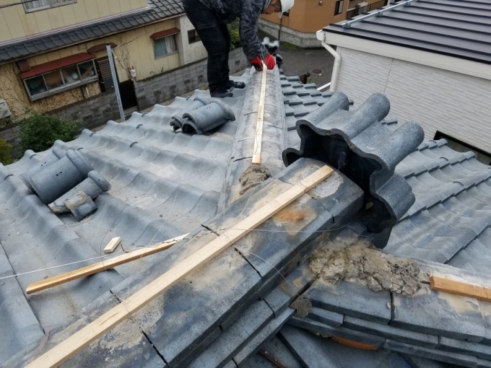 新潟市棟冠瓦の飛散対策