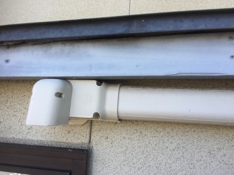 漏水 雨漏れ エアコン配管