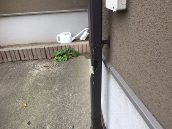 雨樋 角樋 破損 竪樋