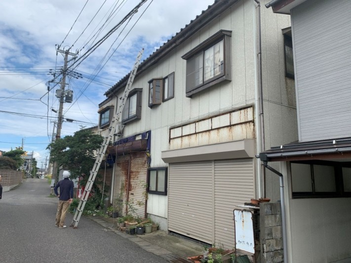 雨漏れ被害で葺き替え検討