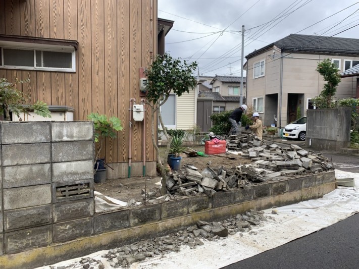 ブロック塀からフェンス設置工事