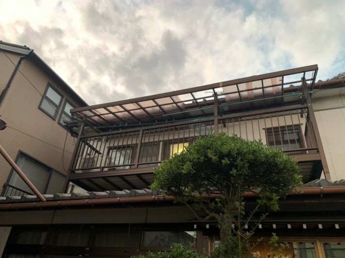 ポリカ屋根張替え工事