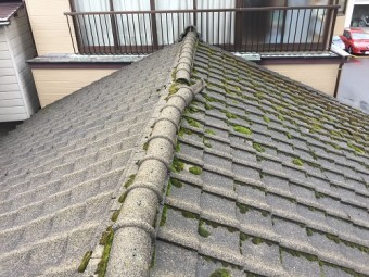 瓦倒壊 冠瓦 雨漏れ