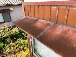 外壁・庇廻りをコーキング工事