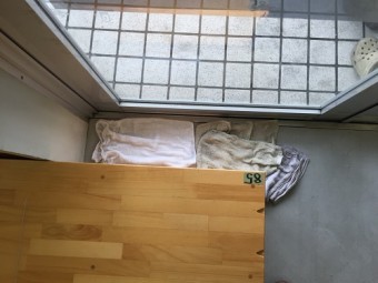 雨漏り 雨漏れ タオル 大量雨水
