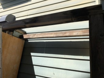 薪小屋屋根葺き替え