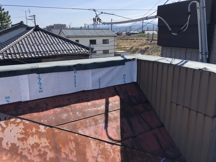 笠木板金・立ち上がり板金修繕工事
