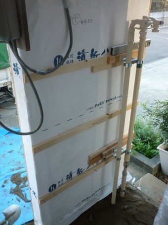 外壁下地 ガス管設置