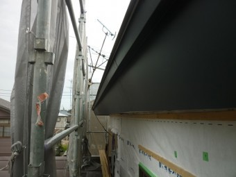 大型リフォーム 破風板板金巻