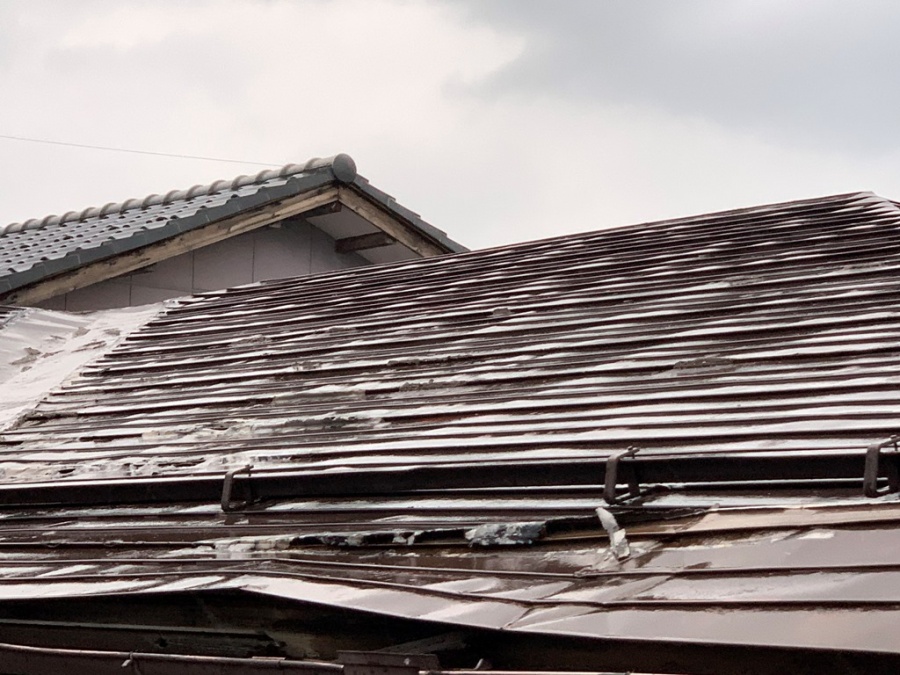 新潟市西区にて風害によって軒先部剥がれで飛散したとのご相談を頂きました　