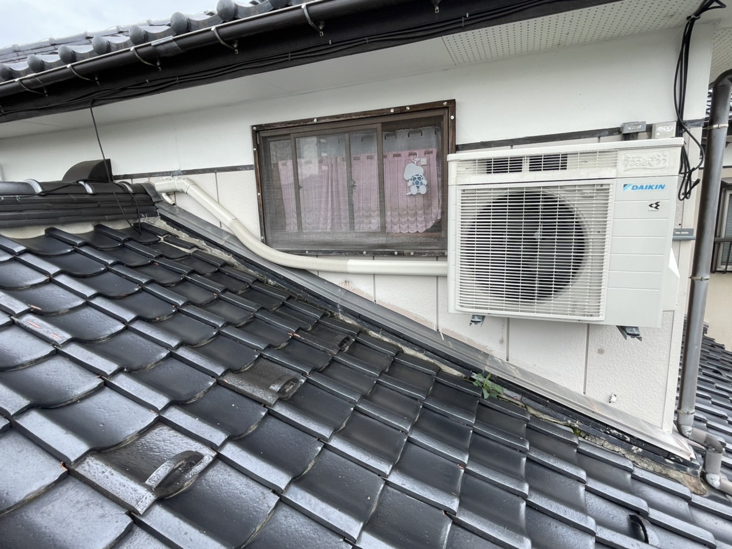 新潟市南区で瓦屋根雨漏れ修繕・雨樋交換工事したT様のアンケート