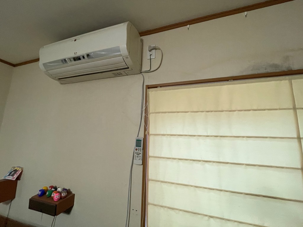 クロス張り替え工事