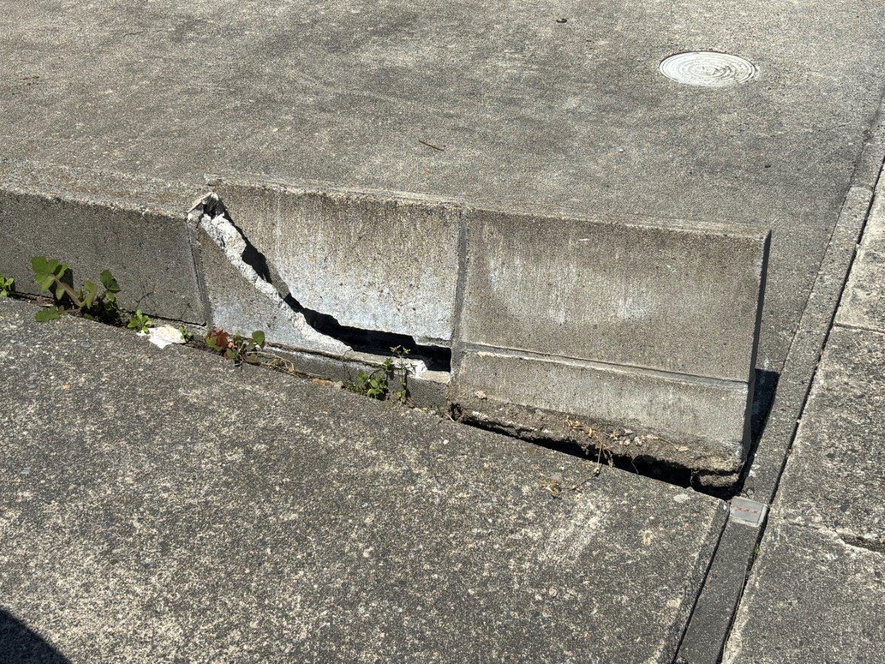 ブロック破損　現地調査