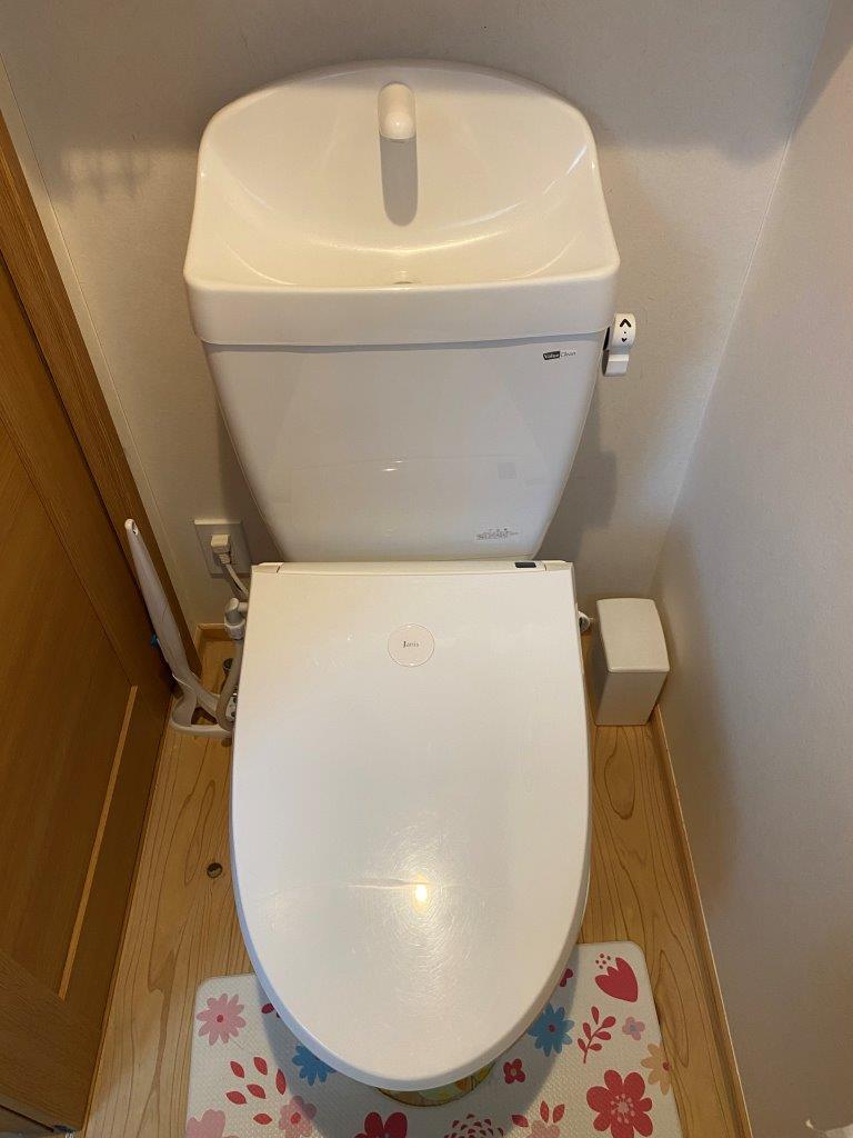 トイレの便座外れ