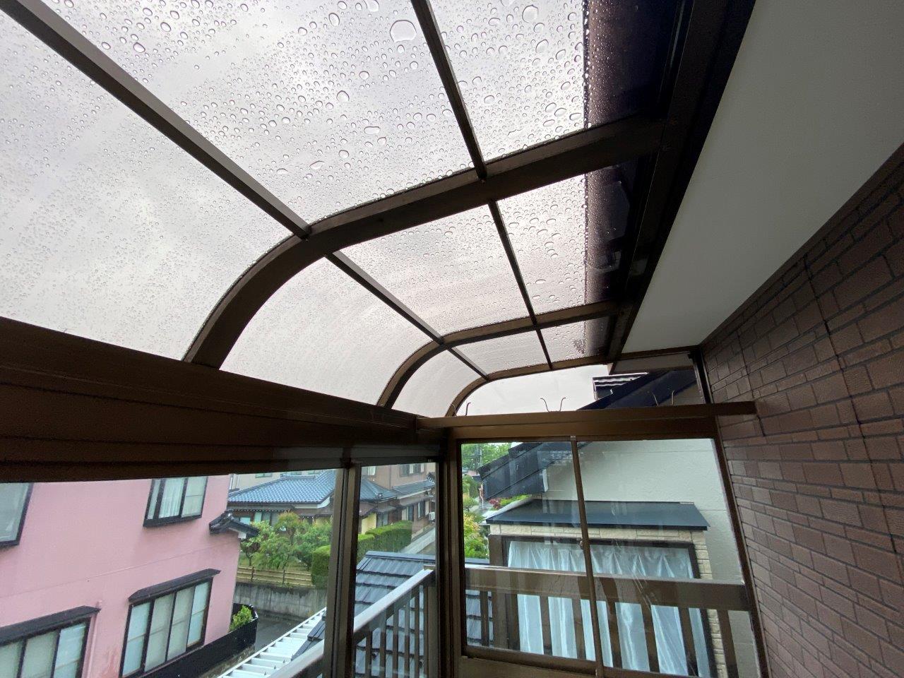 新潟市中央区にて雨漏れしていたため屋根葺き直し、軒天張り替え工事をしたY様のアンケート